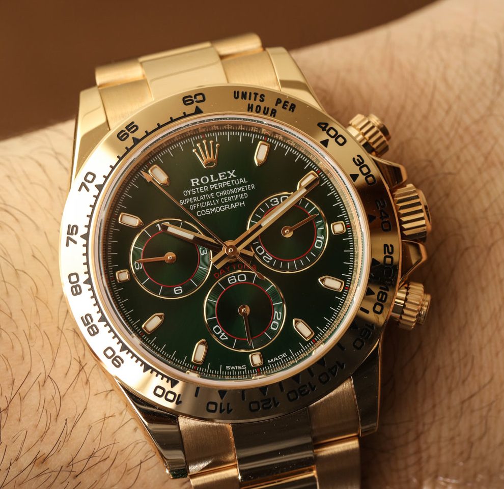 Rolex Daytona con quadrante verde al polso